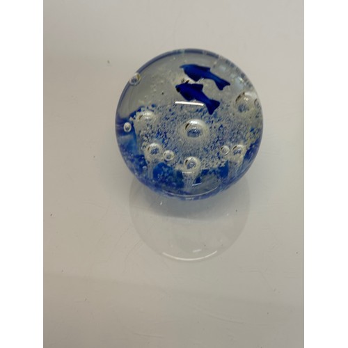 126 - Murano glass paperweight with fish inside, 8 cm tall.

This lot is available for in-house shipping