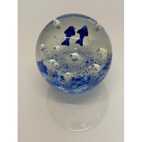 126 - Murano glass paperweight with fish inside, 8 cm tall.

This lot is available for in-house shipping