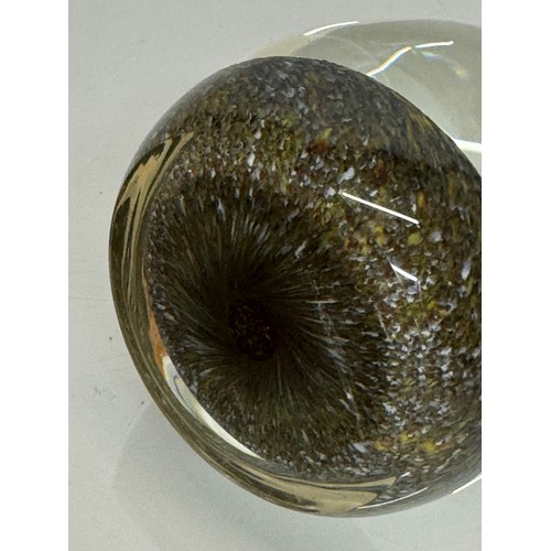 131 - Murano glass paperweight with a finely detailed textured inner structure. 7 cm high.

This lot is av... 