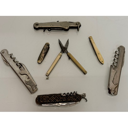 138 - 7 folding pocket knives and multitool’s.

This lot is available for in-house shipping