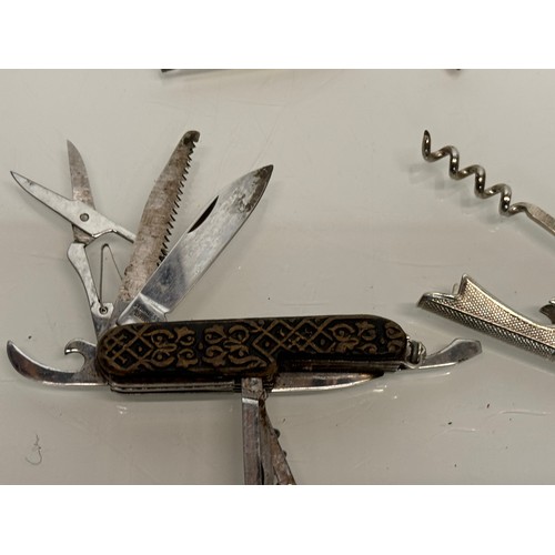 138 - 7 folding pocket knives and multitool’s.

This lot is available for in-house shipping