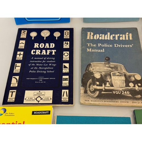 161 - Police, automobilia interest, collection of driving instruction manuals and roadcraft guides.

This ... 