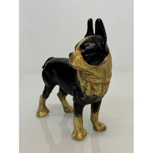 206 - French bulldog, a cast iron figure 21 cm high.

This lot is available for in-house shipping