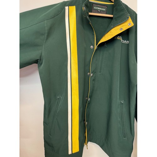 240 - Motor racing, F1 autosports, Caterham Formula One Team jacket in very good order.

This lot is avail... 