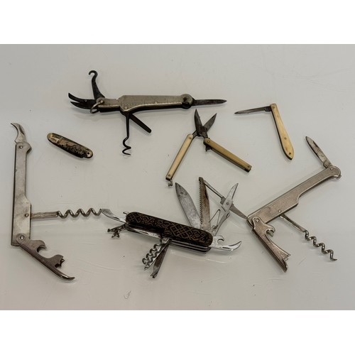 341 - 7 folding pocket knives and multitool’s.

This lot is available for in-house shipping