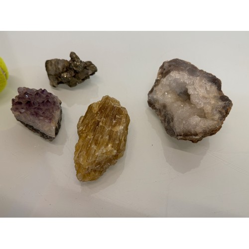 351 - Geological crystals and sample rocks.

This lot is available for in-house shipping