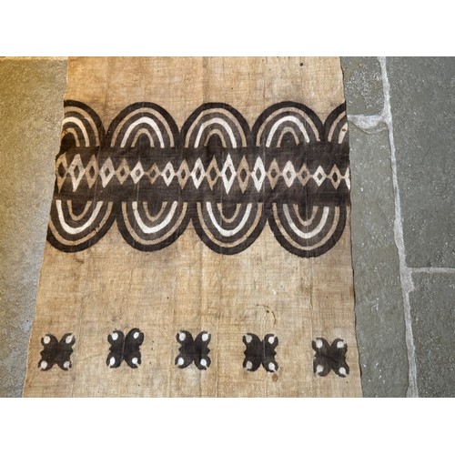 20 - African printed textile panel, 174 cm x 57 cm.

This lot is available for in-house shipping