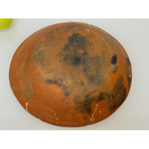 71 - Decorated terracotta bowl, 

This lot is available for in-house shipping