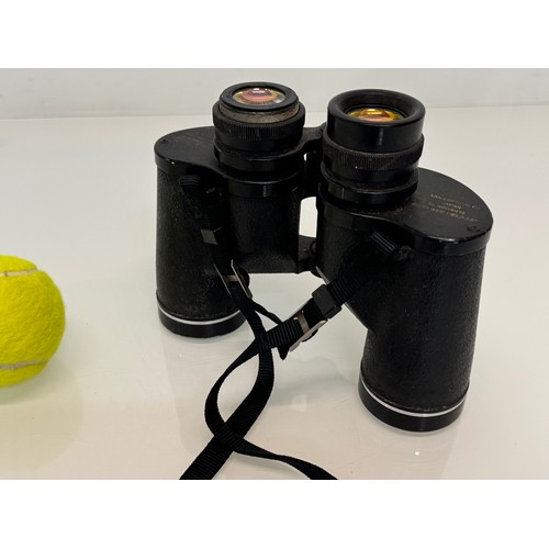 76 - A pair of Pentax binoculars.

This lot is available for in-house shipping