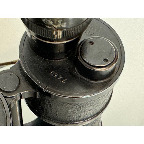 77 - Pair of German military binoculars, Zeiss manufactured under the beh brand 7x 50 field glasses. 21 c... 