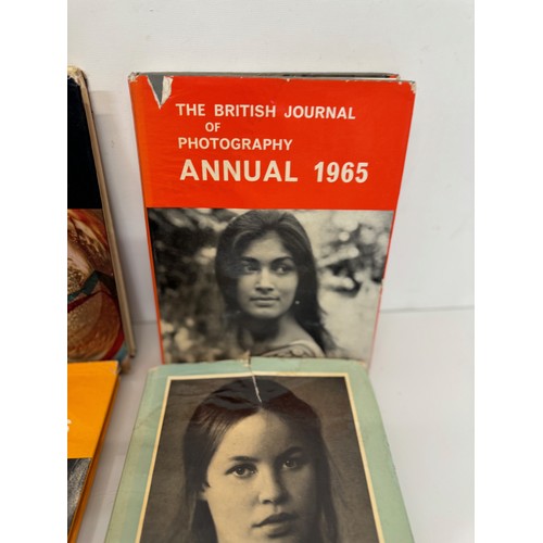 192 - British Journal of Photography six annuals 1964 -1969.

This lot is available for in-house shipping