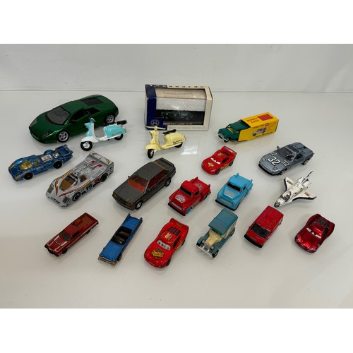 359 - Die cast toys, motor cars and scooters, Dinky, Hot Wheels etc

This lot is available for in-house sh... 