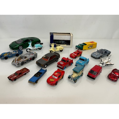 359 - Die cast toys, motor cars and scooters, Dinky, Hot Wheels etc

This lot is available for in-house sh... 