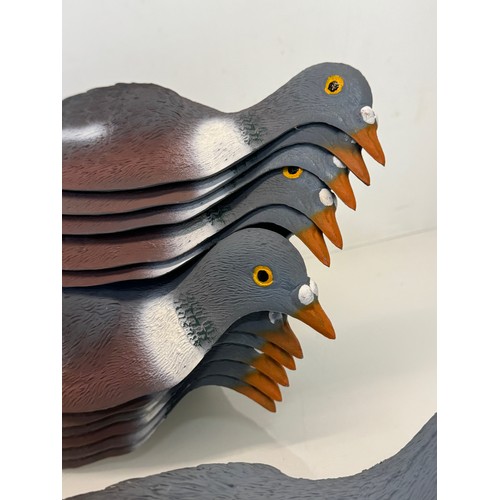 216 - Decoy birds, 12 life size pigeons by Sport Plas of Italy, each is 42 cm long

This lot is available ... 