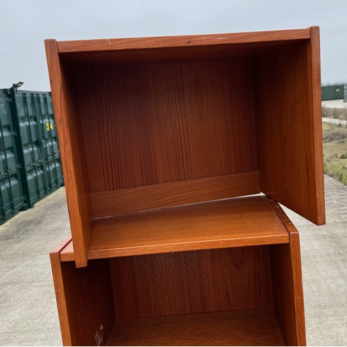 2 - Danish mid century furniture, teak shelving unit with additional top extension unit. 45 cm wide x 29... 