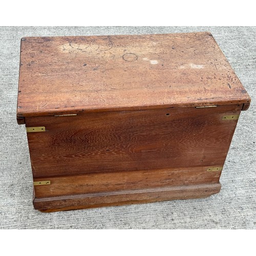 7 - Oak storage chest with two inner sliding drawer sections, 80 cm x 48 cm x 55 cm high.

This lot is c... 