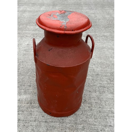 79 - Steel milk churn marked for Edme  Essex, 66 cm tall.

This lot is available for in-house shipping