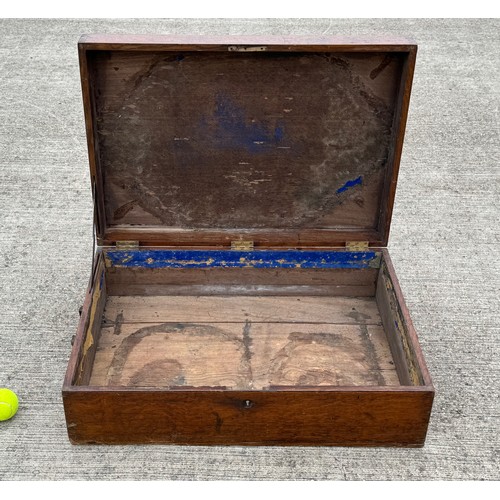 92 - Oak silver chest, original brass fittings and inset hinges, 73 cm x 50.5 cm x 23.5 cm.

This lot is ... 