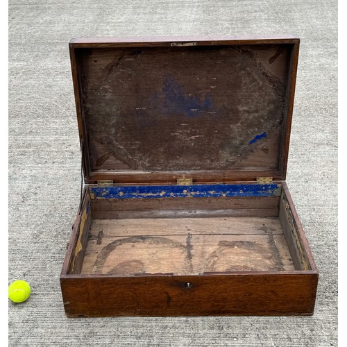 92 - Oak silver chest, original brass fittings and inset hinges, 73 cm x 50.5 cm x 23.5 cm.

This lot is ... 