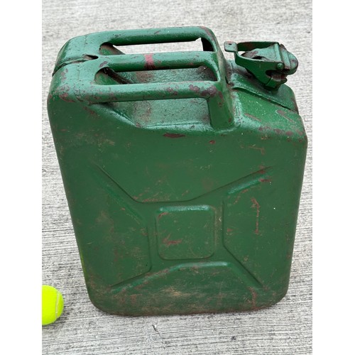 104 - Militaria, British Army Jerry can dated 1944.

This lot is available for in-house shipping