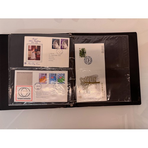 175 - Stamps, five albums of UK first day covers.

This lot is available for in-house shipping