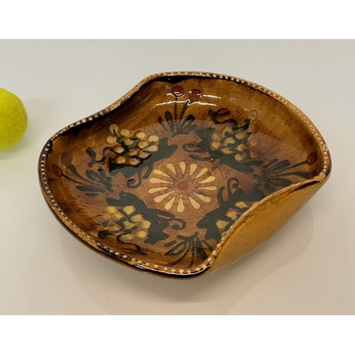 126 - Stoneware art pottery bowl with slip decoration, 25.5 cm x 21.5 cm.

This lot is available for in-ho... 