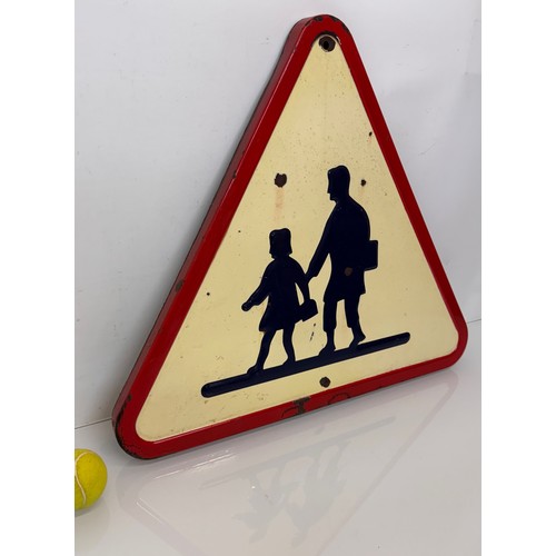 43 - Automobilia, enamel sign, a pedestrians warning signage dated 1964, 64 cm x 55 cm tall.

This lot is... 