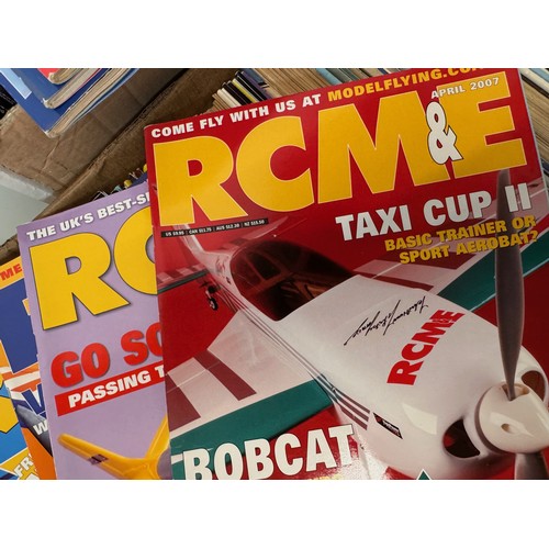 59 - A collection of Radio Controlled Models and Electronics magazines, aircraft, helicopters etc.

This ... 