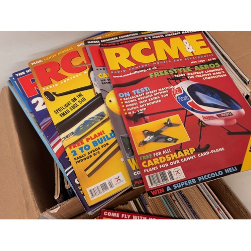 59 - A collection of Radio Controlled Models and Electronics magazines, aircraft, helicopters etc.

This ... 