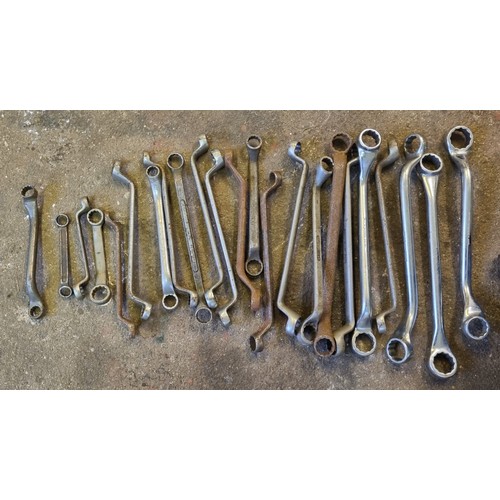 78 - Mechanical engineering tools, Open ended spanners 1/8