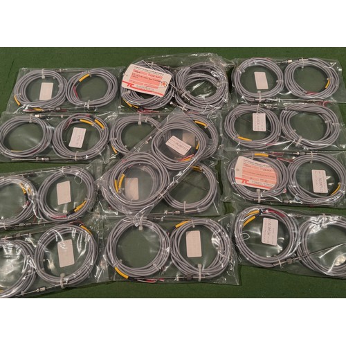 154 - Scientific instruments, tools and equipment, PT100 temperature probes, 13 in all.

This lot is avail... 