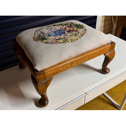 163 - Furniture, tapestry covered foot stool, 44 cm x 35 cm x 27 cm high.

This lot is available for in-ho... 