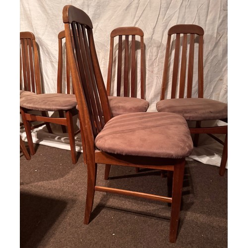 165 - Furniture, mid century modern teak dinning chairs, set of six, by Jentique.

This lot is collection ... 