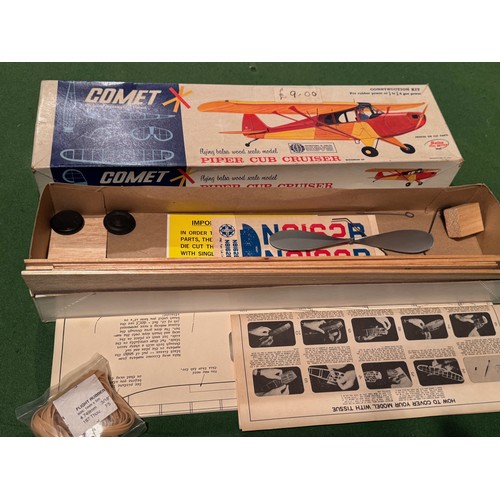 323 - Model aircraft, rubber powered flying model of a Piper Cub, 46 .5 cm x 12.5 cm, 6 cm.

This lot is a... 