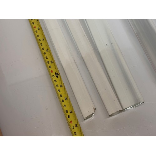 371 - Scientific glass manufacturing stock, various clear glass circular bar and tube sections.

This lot ... 