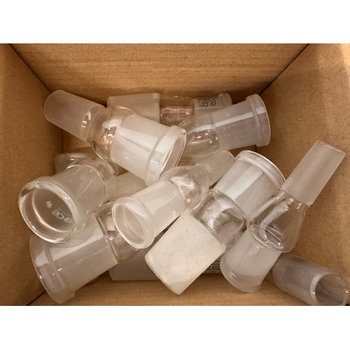 375 - Scientific workshop / laboratory fittings, Glass ware adaptors and stoppers in three boxes.

This lo... 