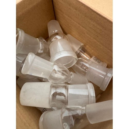 375 - Scientific workshop / laboratory fittings, Glass ware adaptors and stoppers in three boxes.

This lo... 