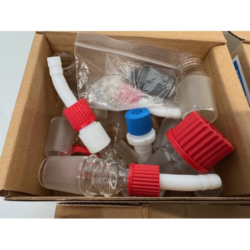 375 - Scientific workshop / laboratory fittings, Glass ware adaptors and stoppers in three boxes.

This lo... 