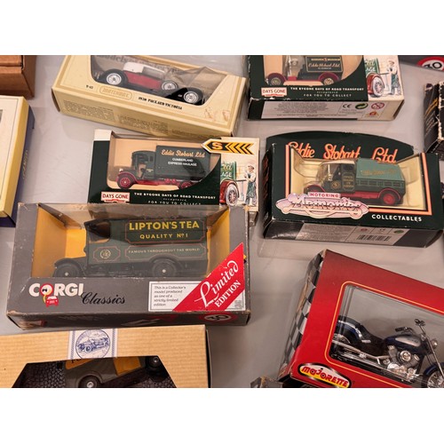 17 - Large tub of boxed diecast models.

This lot is available for in-house shipping