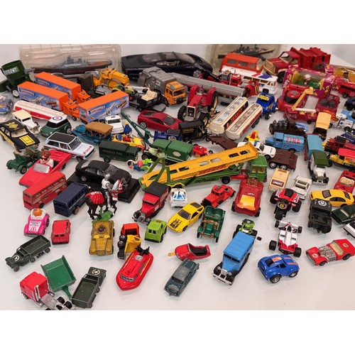 18 - Large tub of diecast models Corgi Matchbox etc.

This lot is available for in-house shipping