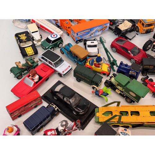 18 - Large tub of diecast models Corgi Matchbox etc.

This lot is available for in-house shipping