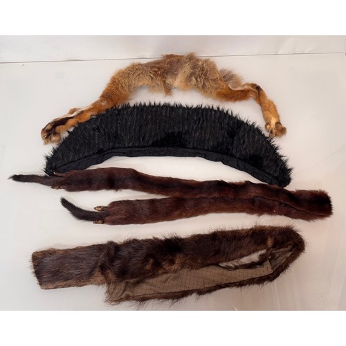 37 - Vintage fashion, four fur stoles.

This lot is available for in-house shipping