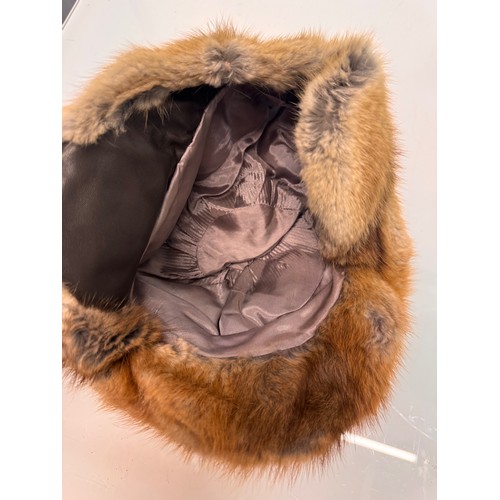 40 - Vintage fashion, a Scandinavian fur hat.

This lot is available for in-house shipping