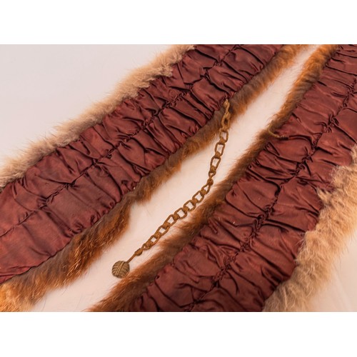 45 - Vintage fashion, a Fox fur stole.

This lot is available for in-house shipping