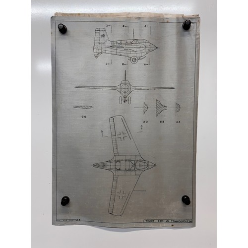 435 - Military aircraft 2 plans for a Messerschmitt ME 638 Komet, 40 cm x 28 cm. Part of a large collectio... 