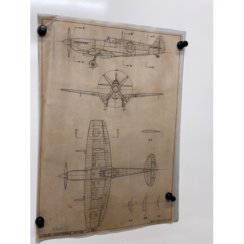 437 - Military aircraft 2 plans for a Vickers Armstrong Spitfire LF XVI, 40 cm x 28 cm. Part of a large co... 