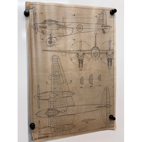 438 - Military aircraft 2 plans for a Vickers Armstrong Spitfire F XIV, 40 cm x 28 cm. Part of a large col... 