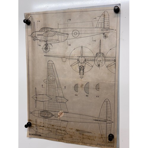 439 - Military aircraft 2 plans for a DH Mosquitto XVI, 40 cm x 28 cm. Part of a large collection of print... 