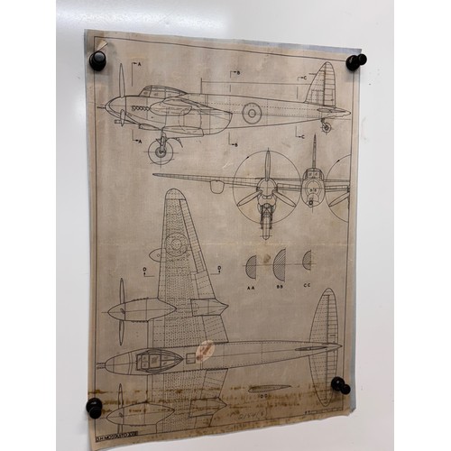 439 - Military aircraft 2 plans for a DH Mosquitto XVI, 40 cm x 28 cm. Part of a large collection of print... 