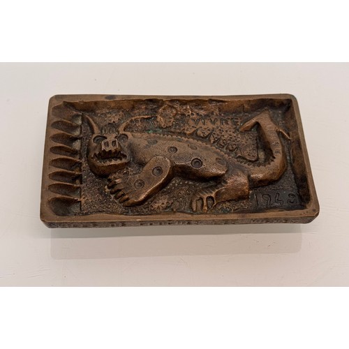 38 - Cast Bronze souvenir from Bourgoyne wine growers in 1948

This lot is available for in-house shippin... 